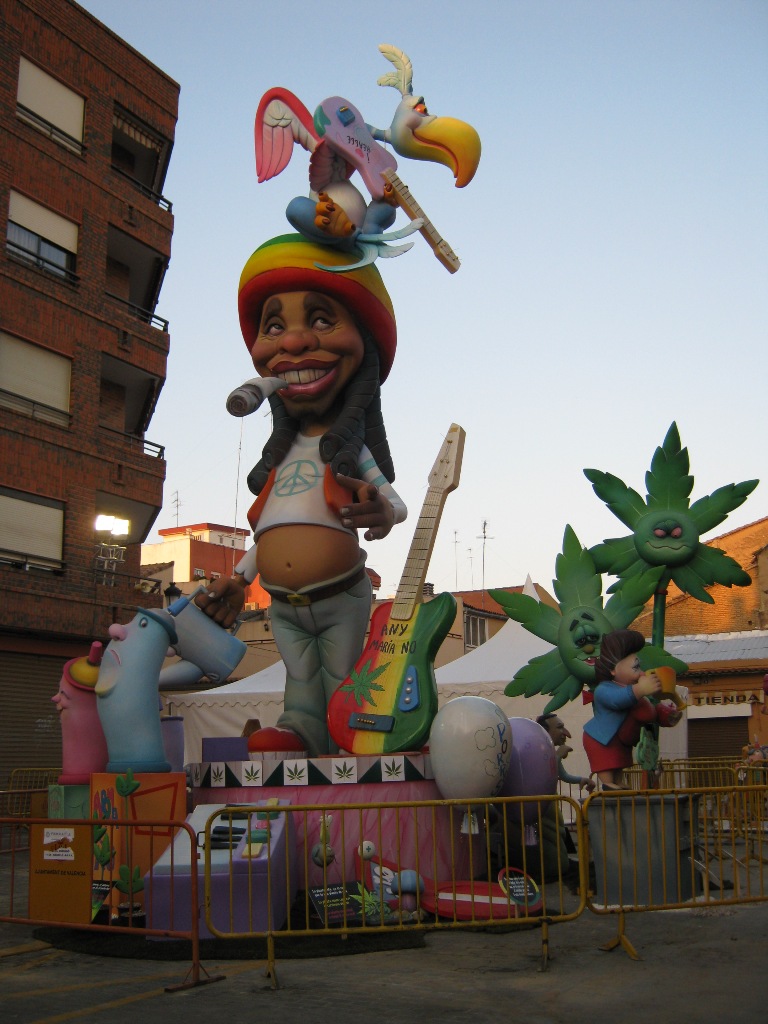 Totfalles: Plaça de la Tenda